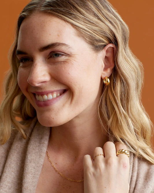 Croissant Ring - US 9913