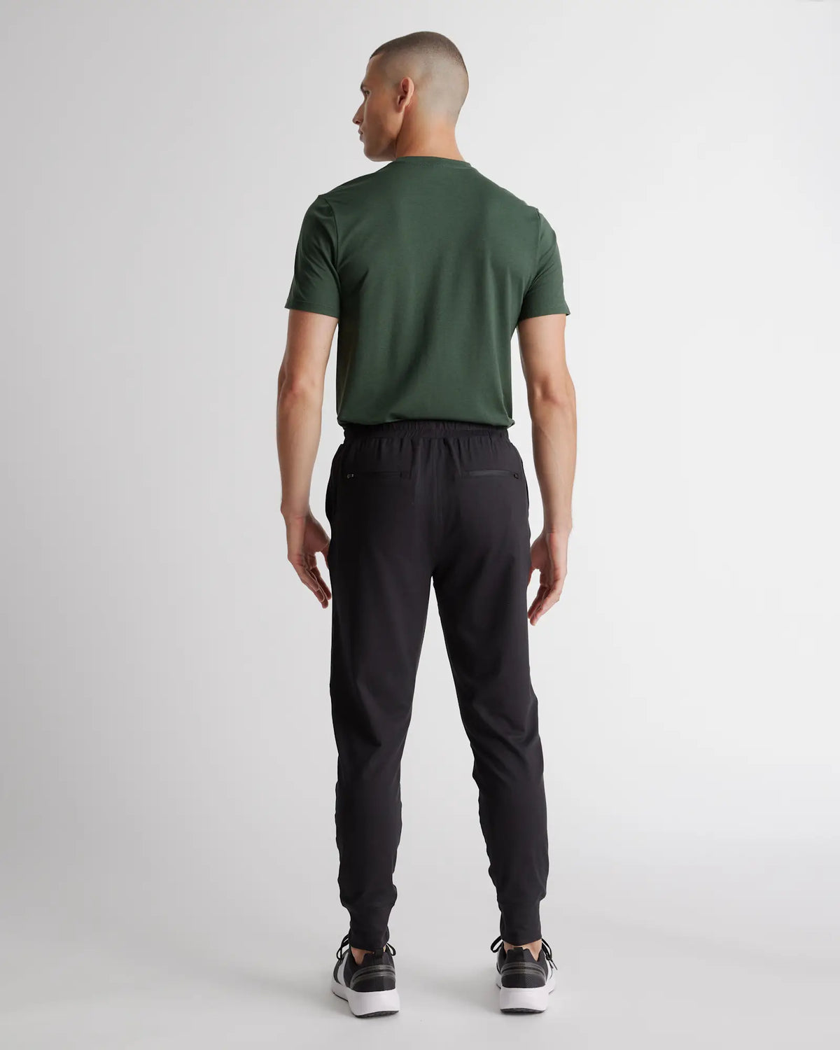 Flowknit Performance Joggers - US 3752