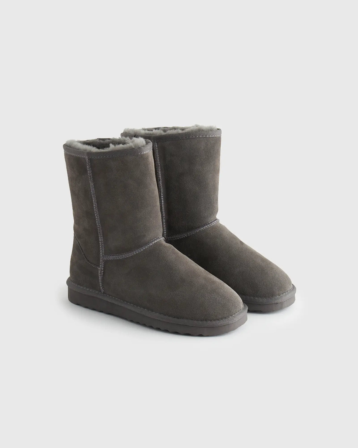 Australian Shearling Mid-Calf Boot - US 5600
