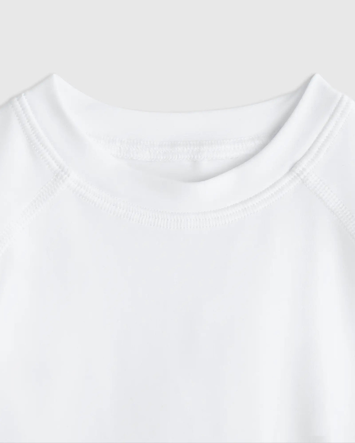 Long Sleeve Raglan Rash Guard - US 3557