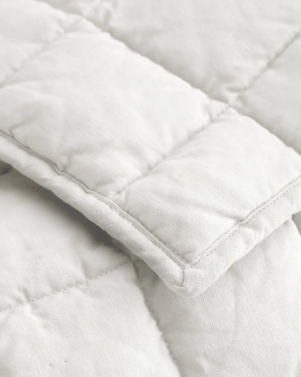 European Linen Toddler Quilt - US 1514