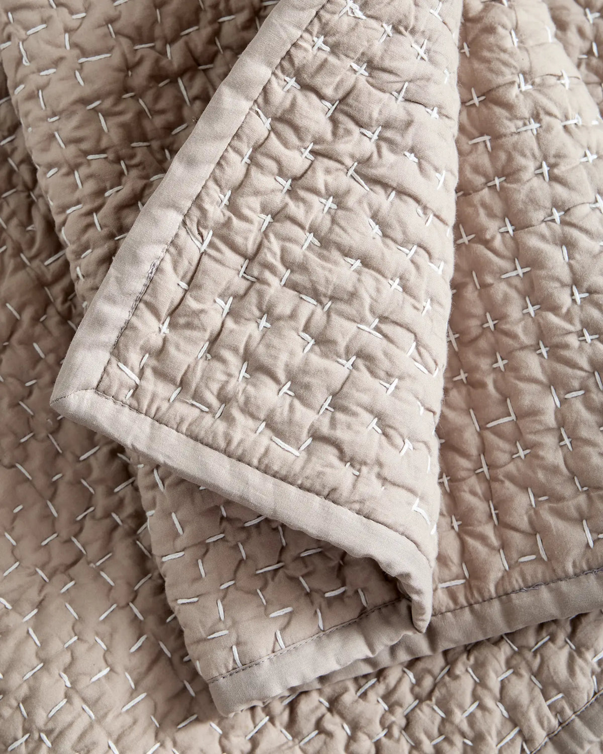 Organic Cotton Hand Stitched Quilt - US 2617