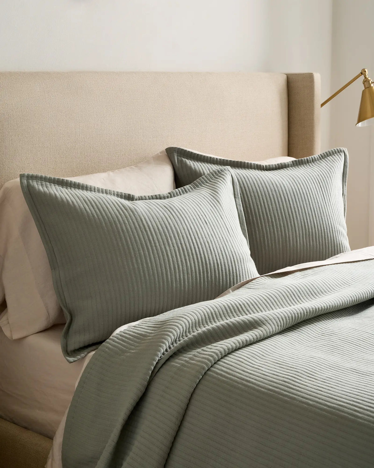 Organic Cotton Matelasse Coverlet - US 5366