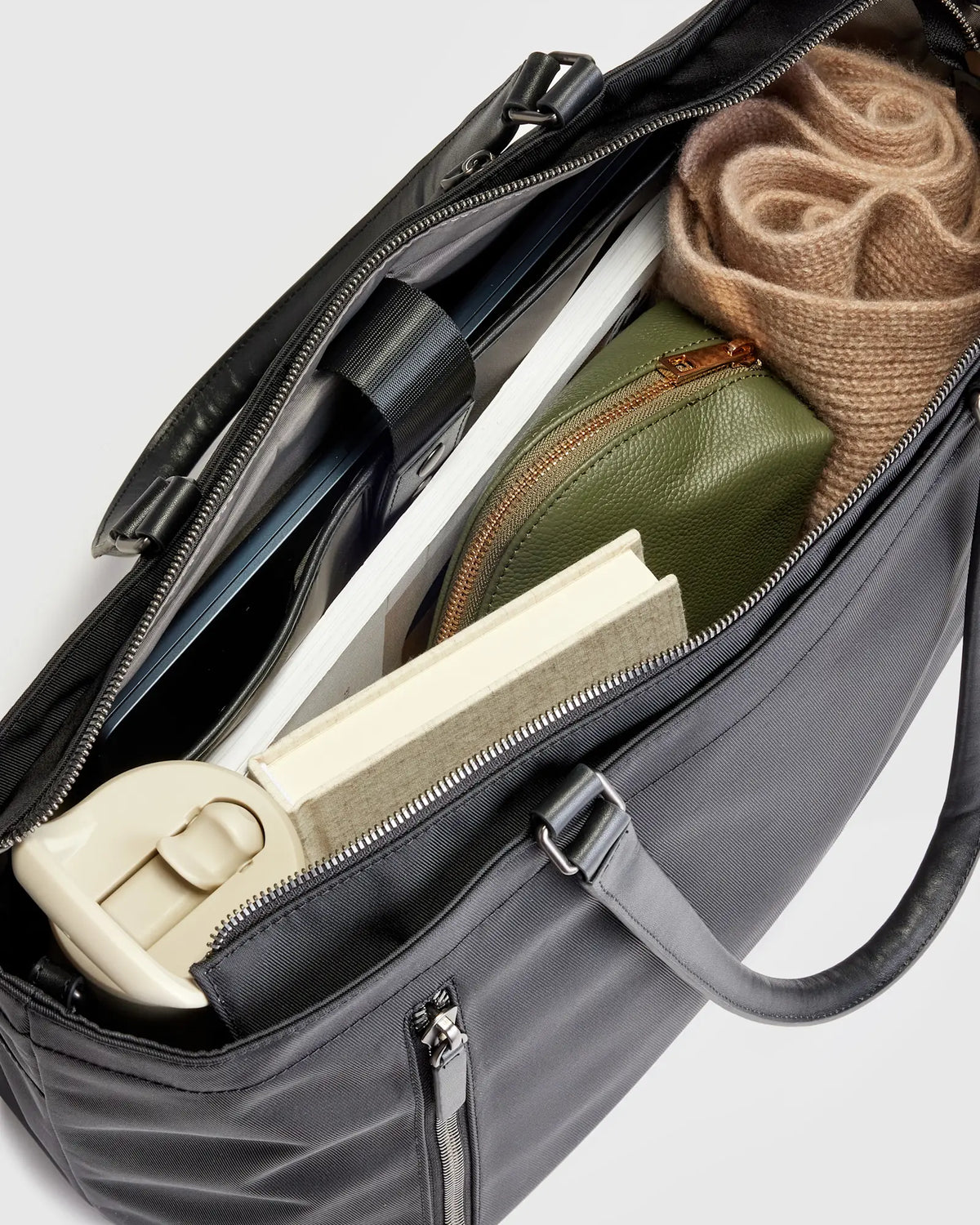Voyage Nylon Travel Tote - US 6254