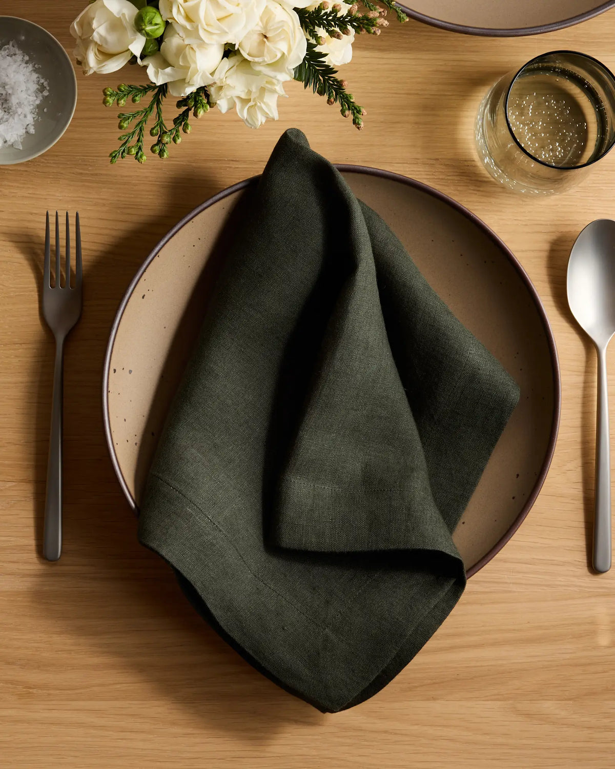 European Linen Wide-Hem Napkins, Set of 4 - US 5627