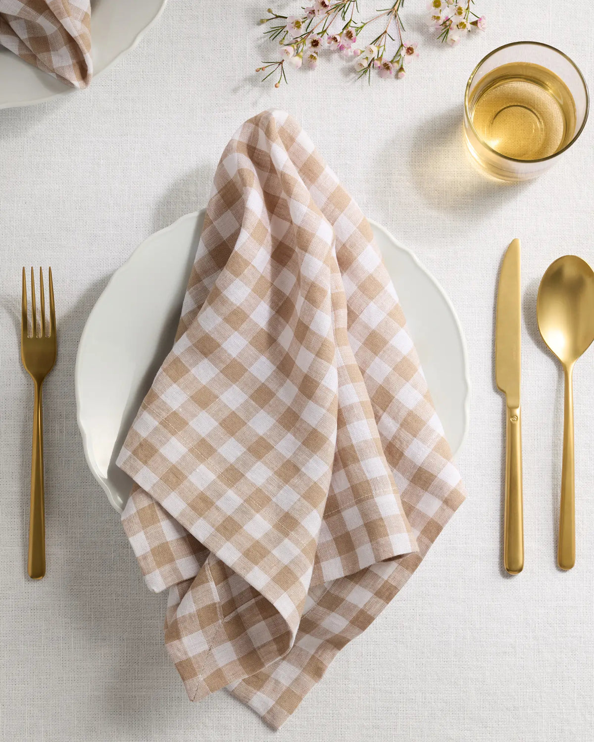 European Linen Wide-Hem Gingham Napkins, Set of 8 - US 4874