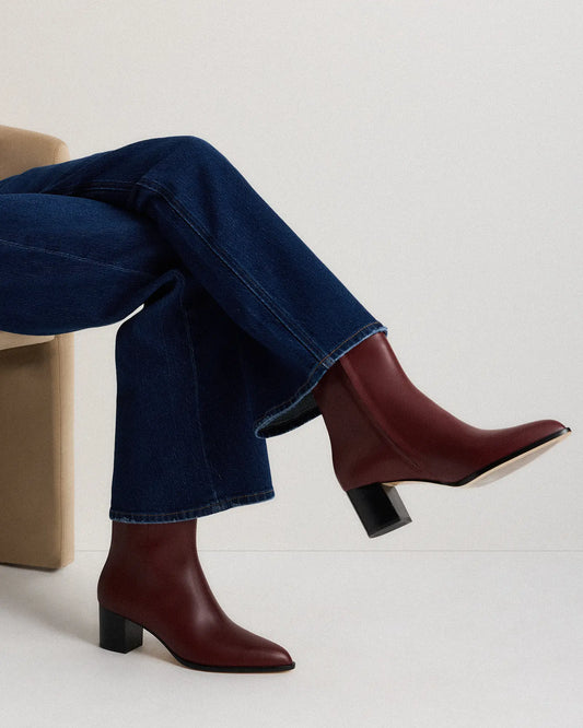 Italian Leather Heeled Ankle Boot - US 7608