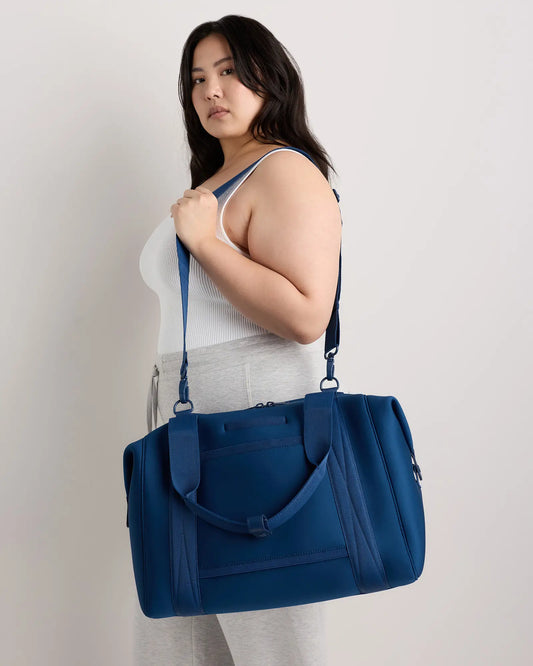 All-Day Neoprene Duffle Bag - US 4736