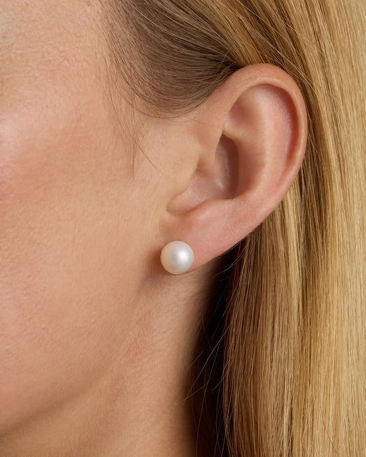14K Gold Freshwater Cultured Pearl Studs - US 2405