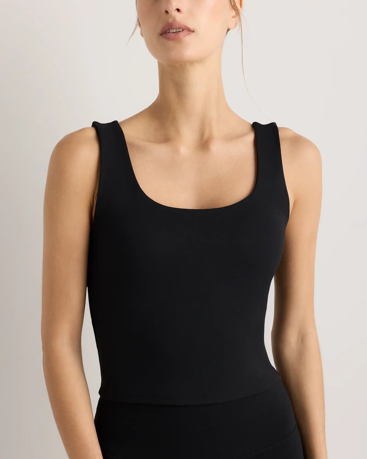 Power-Up Scoop Neck Bra Tank - US 8019