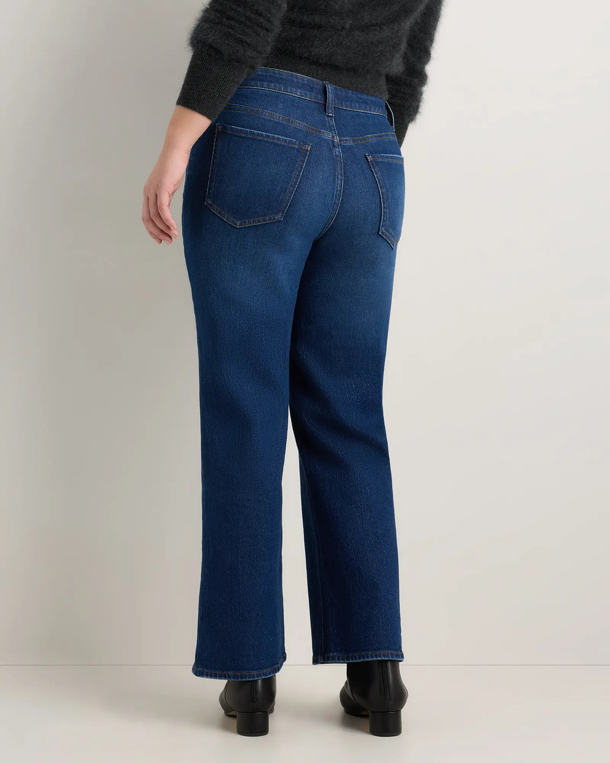 Curvy Bella Stretch Relaxed Straight Jeans - US 8108