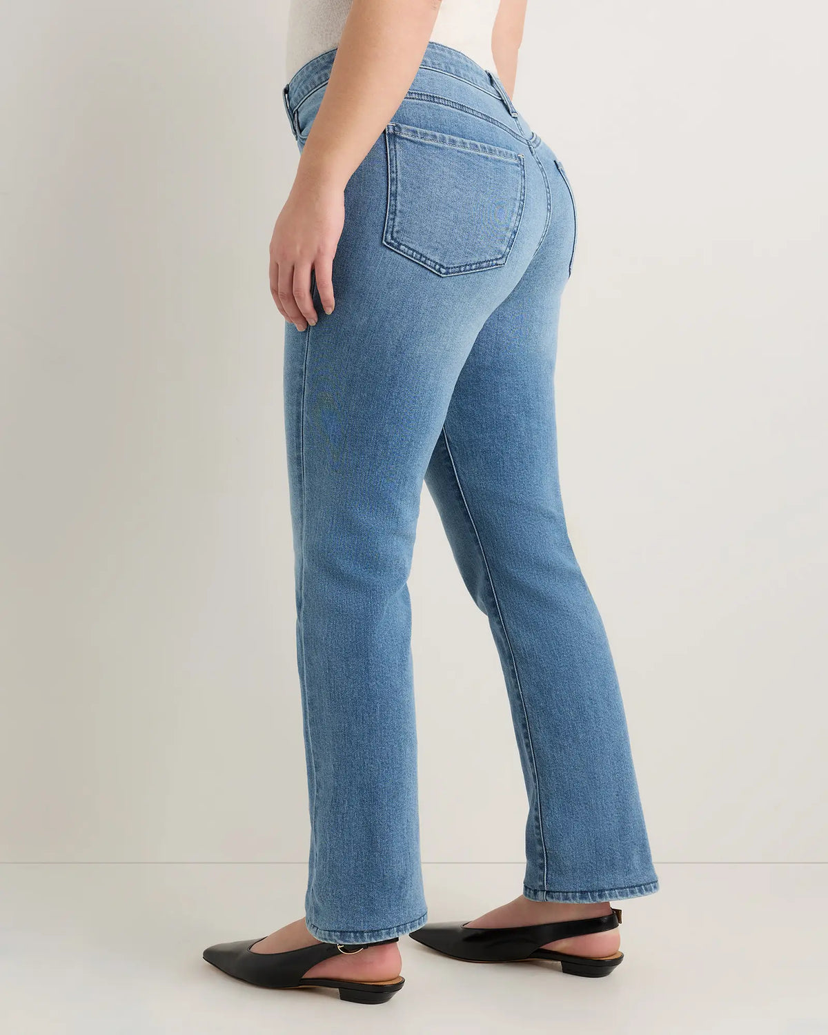 Curvy Bella Stretch Straight Jeans - US 4647