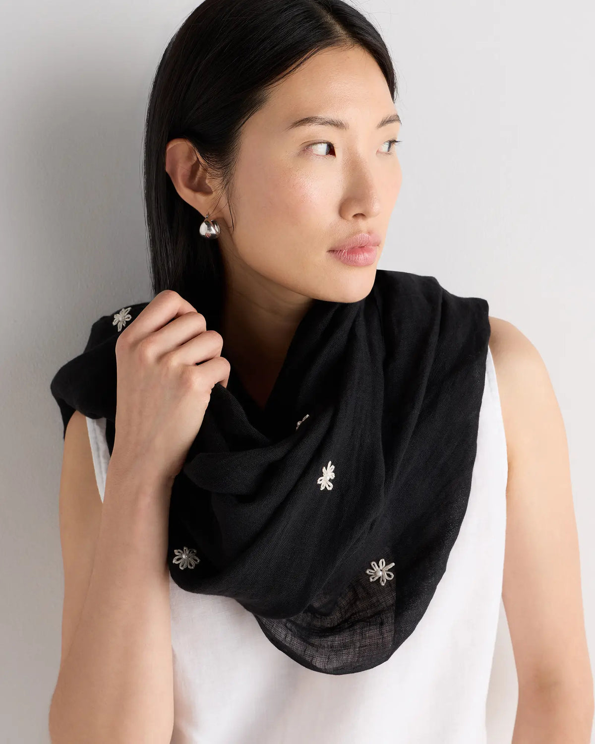 100% European Linen Embroidered Scarf - US 2761