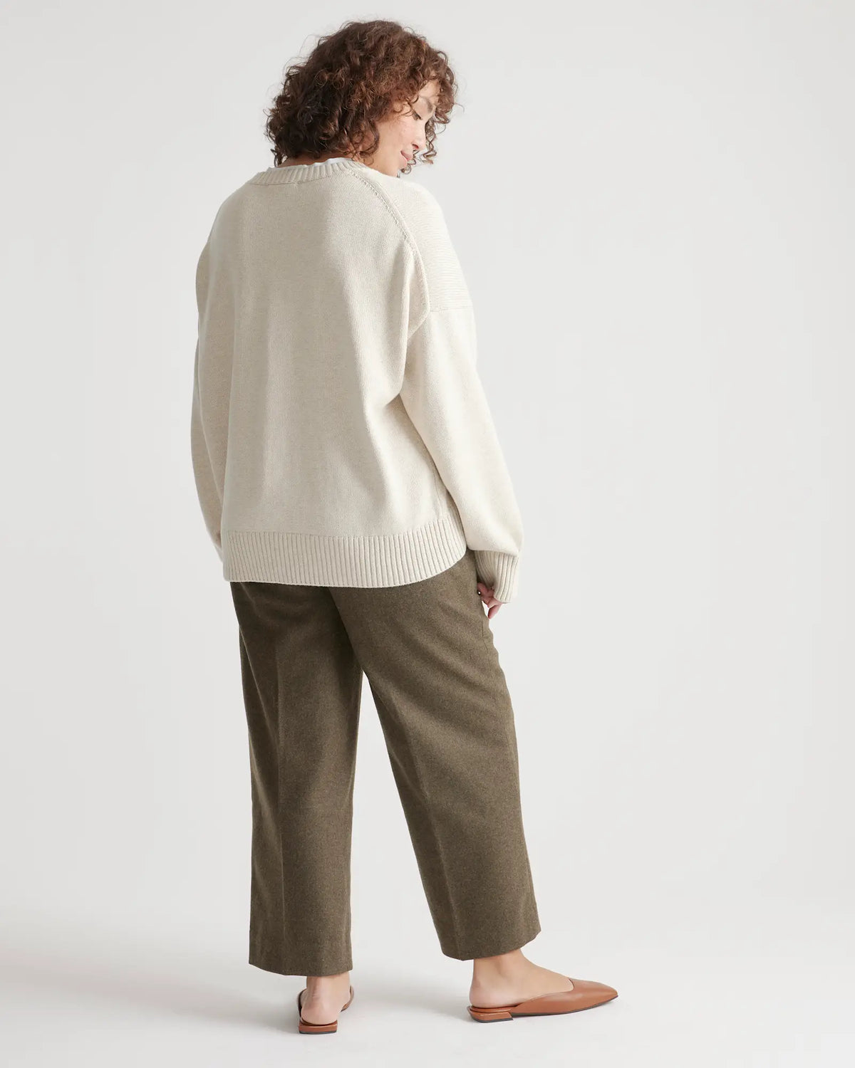 100% Organic Cotton Boyfriend Crew Sweater - US 1040