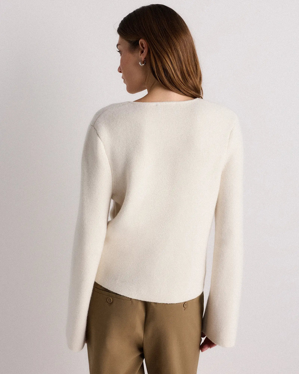 Mongolian Cashmere Structured V-Neck Cardigan - US 8536