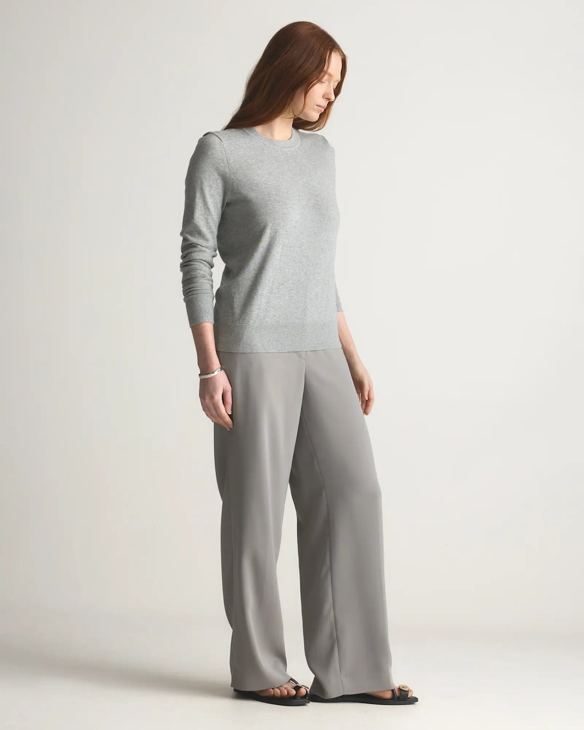 Lightweight Cotton Cashmere Crew Sweater - US 9305