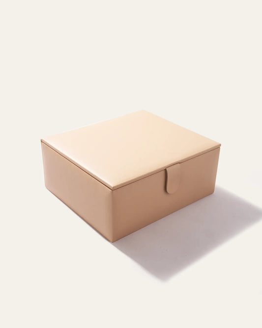 Leather Jewelry Box - US 7140