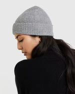 Mongolian Cashmere Ribbed Beanie - US 2852