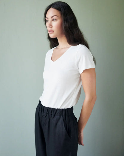 Cotton Modal V-Neck Tee - US 0139