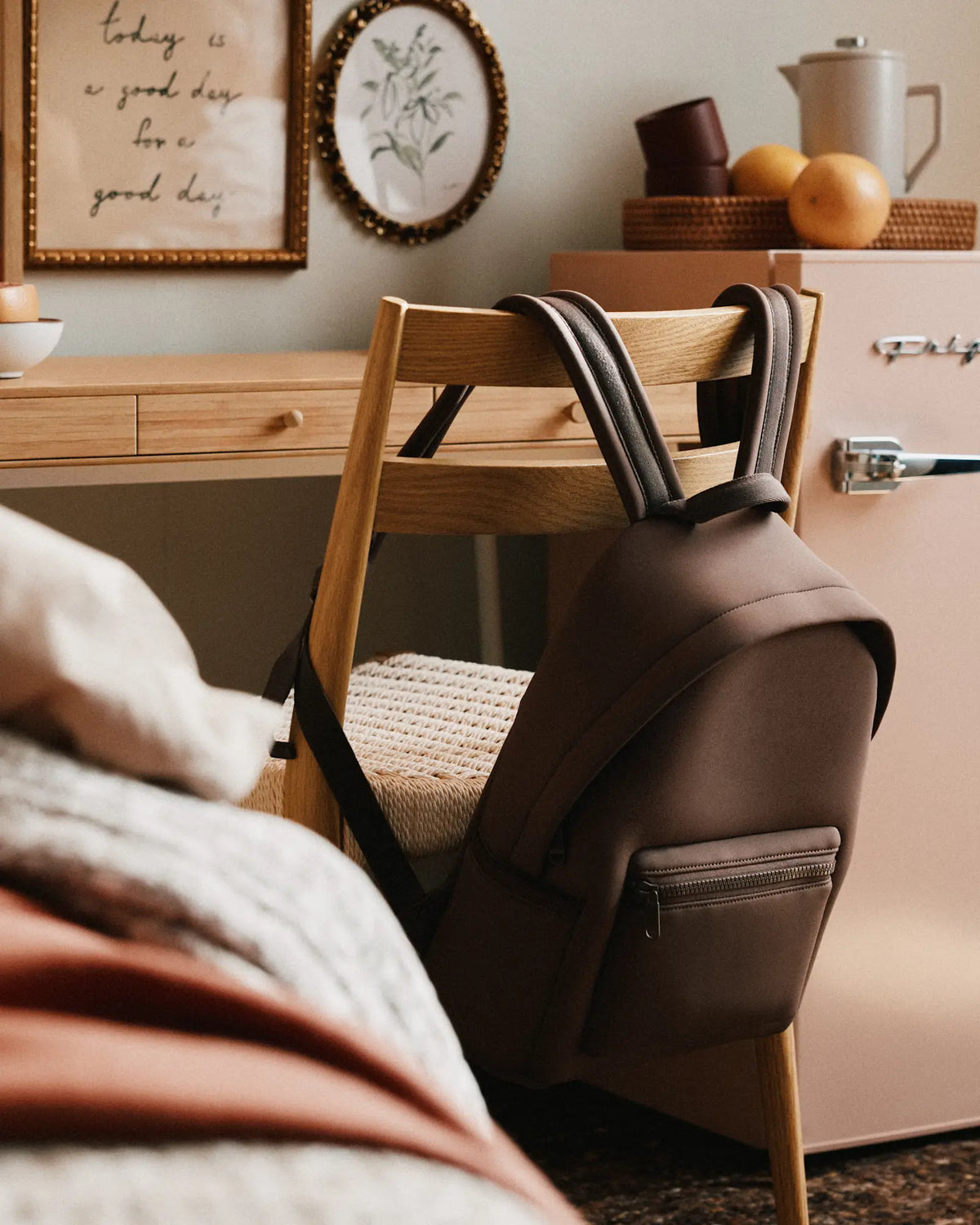 All-Day Neoprene Backpack - US 6980