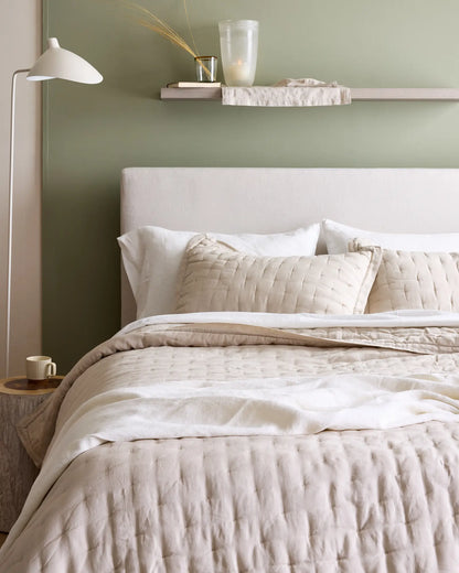 European Linen Dream Quilt - US 6511
