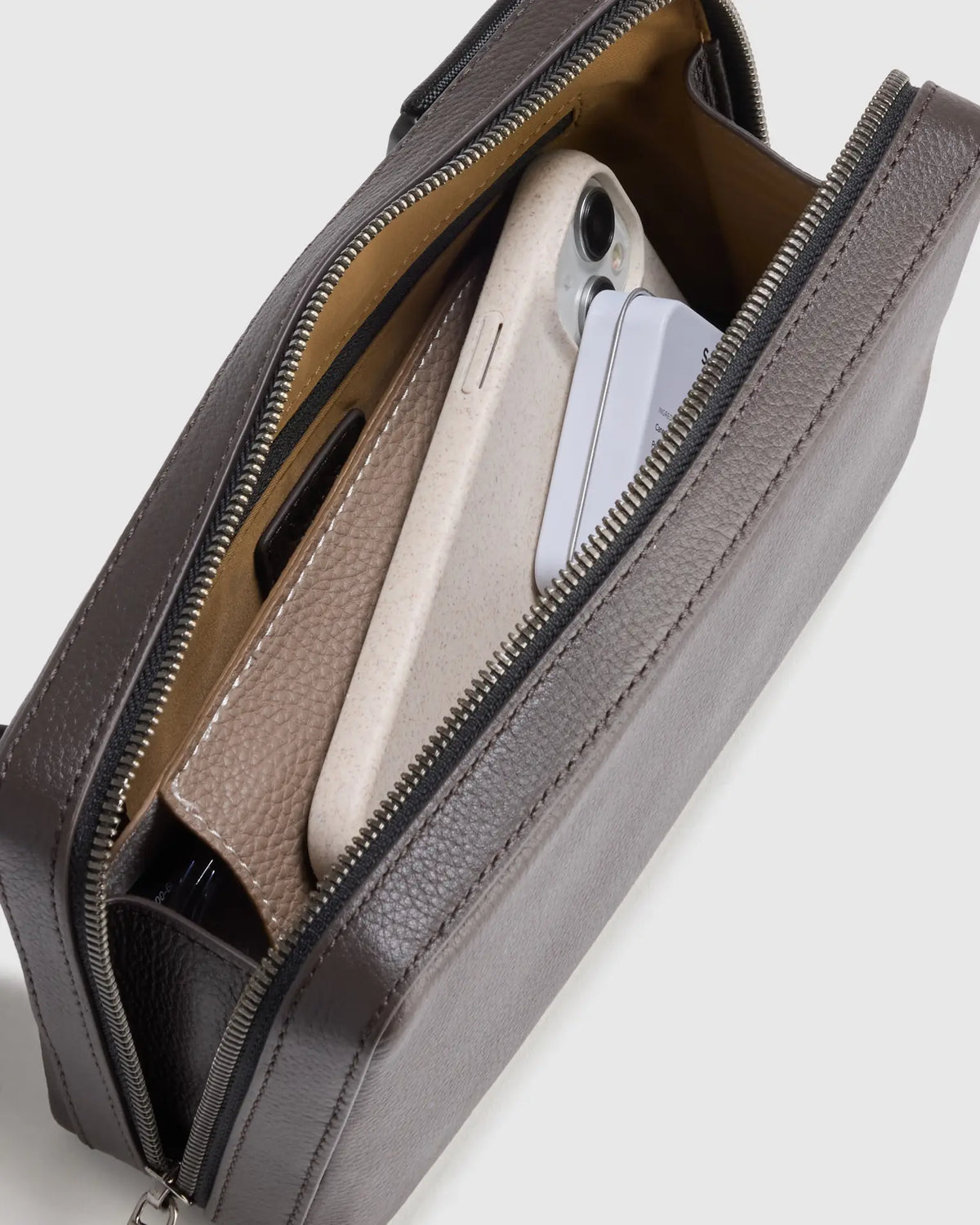 Excursion Italian Leather Sling - US 1744