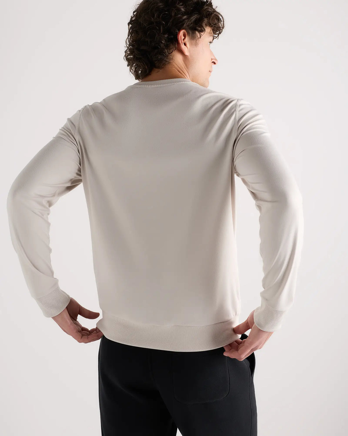 Flowknit Performance Crew Sweatshirt - US 6226