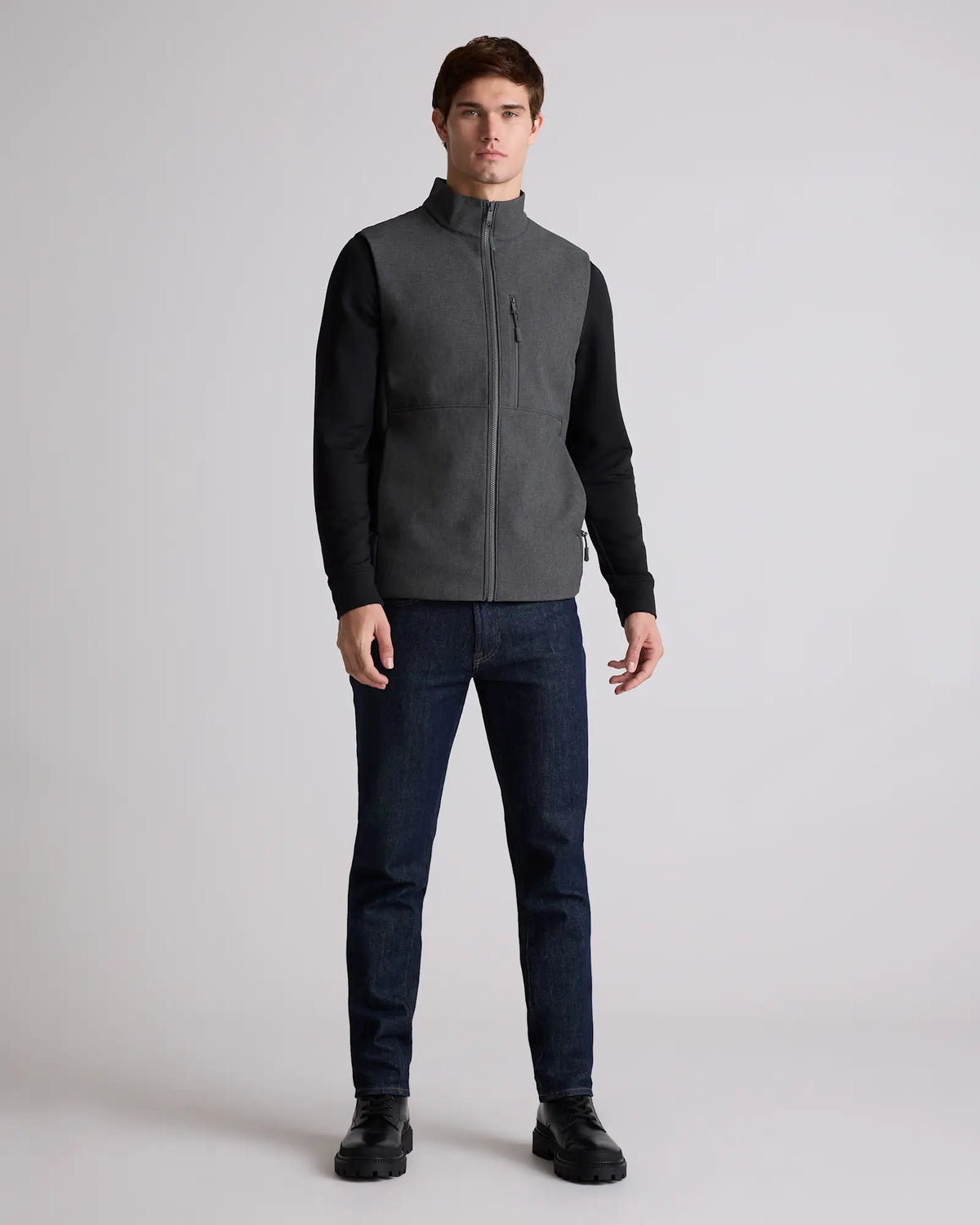 Softshell Fleece-Lined Full-Zip Vest - US 0514