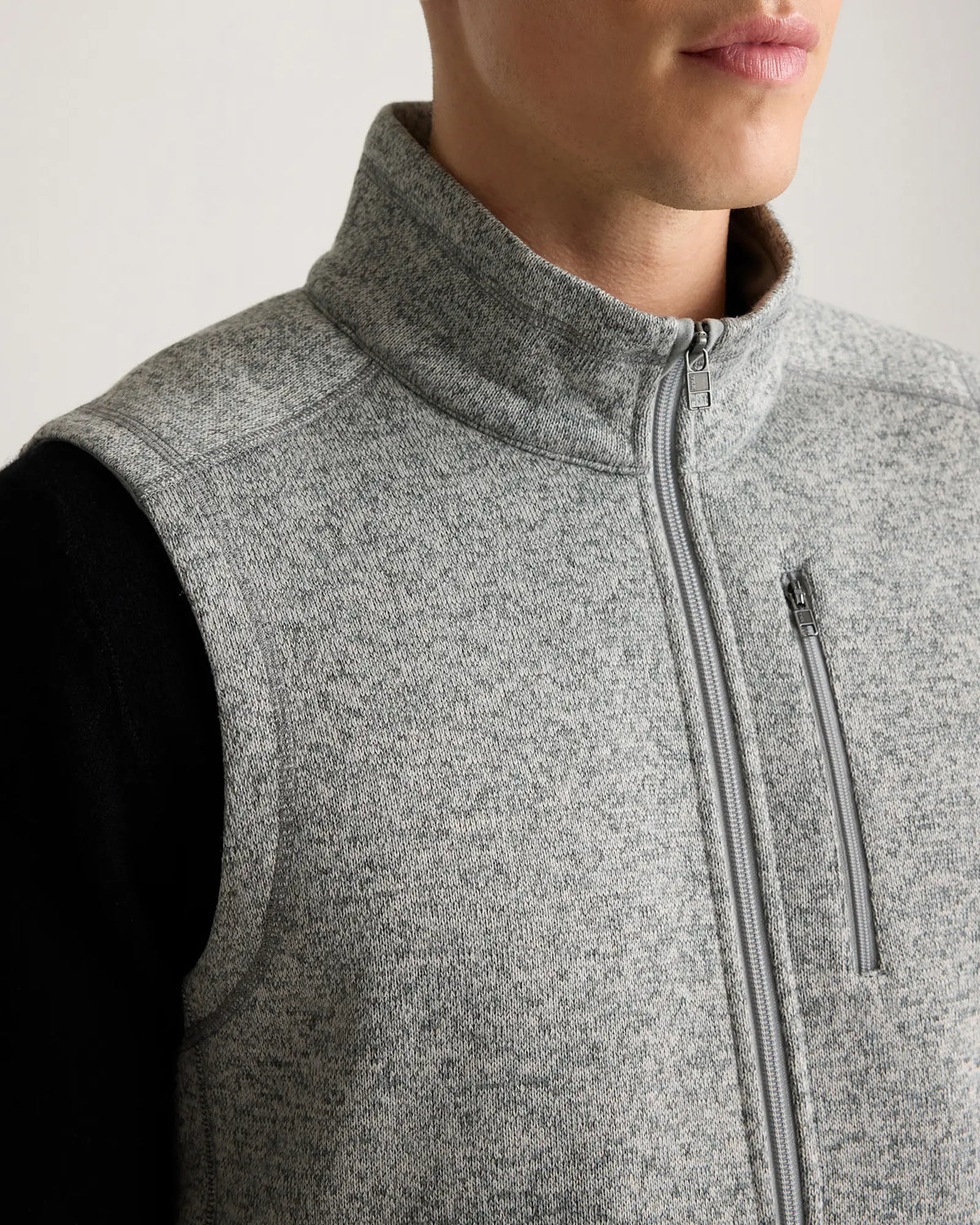 Sweater-Knit Fleece Full-Zip Vest - US 5810