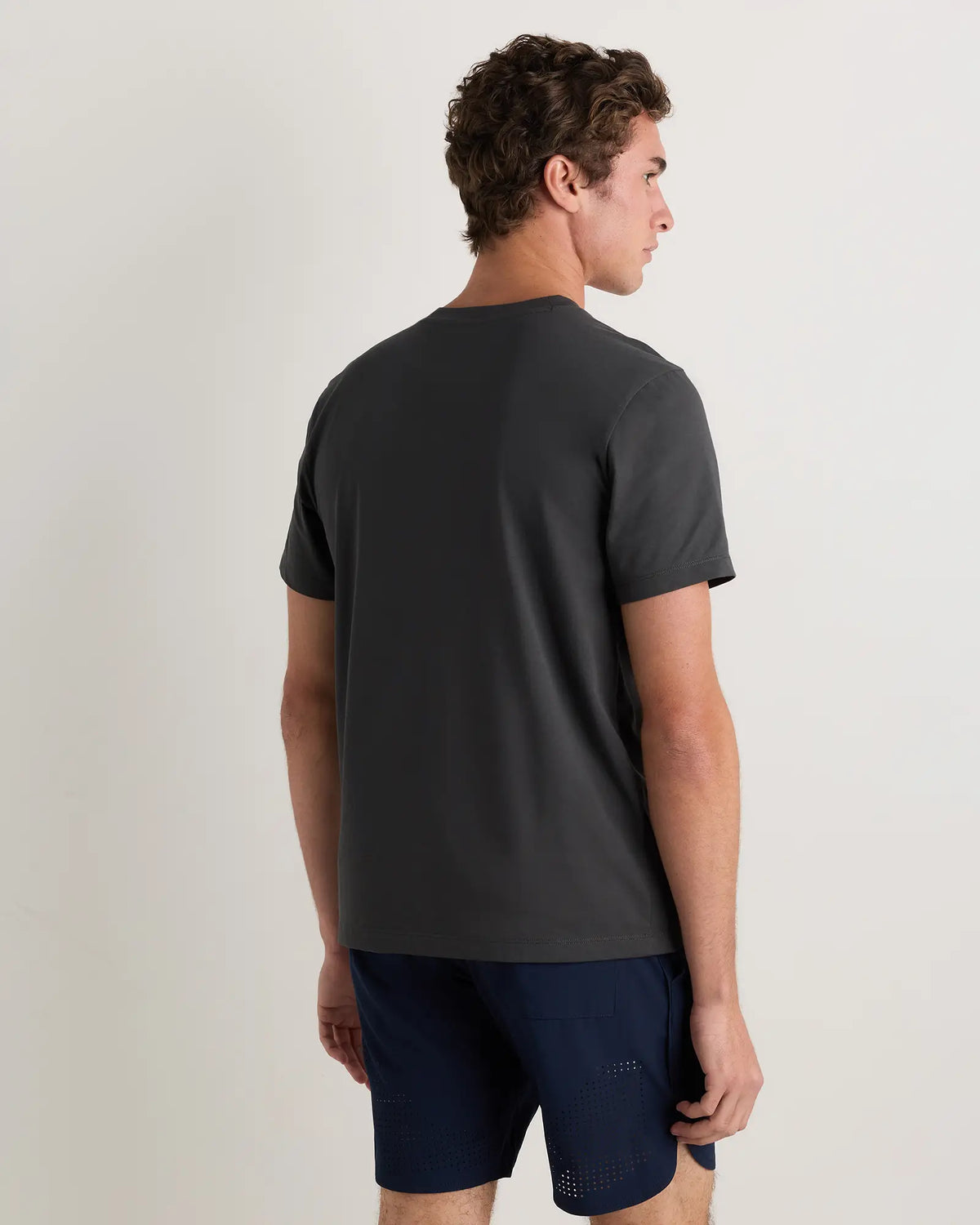 Studio Performance Tee - US 4079