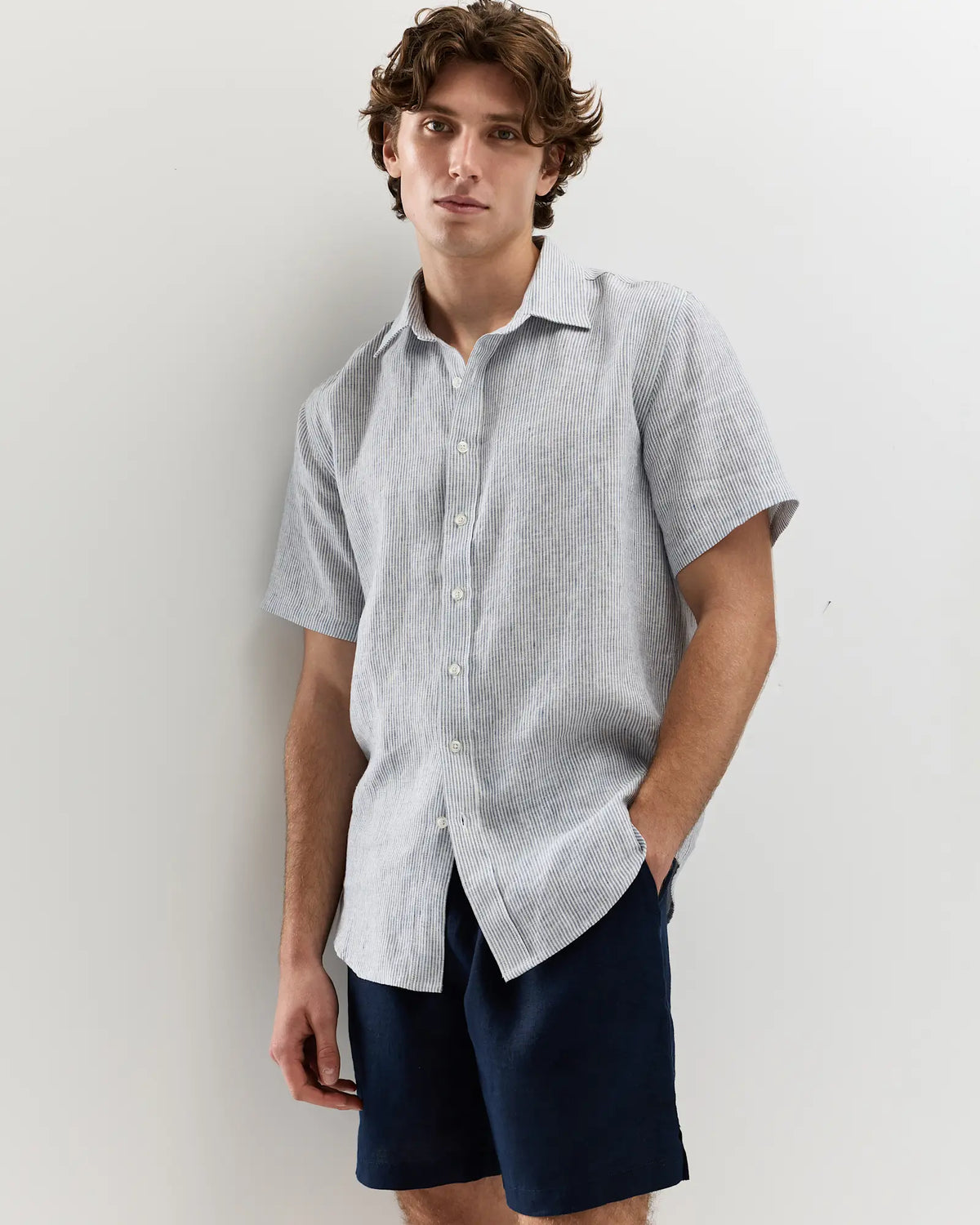 100% European Linen Relaxed Short Sleeve Shirt - US 6024