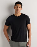 100% Merino Wool All-Season V-Neck Base Layer Tee - US 3681