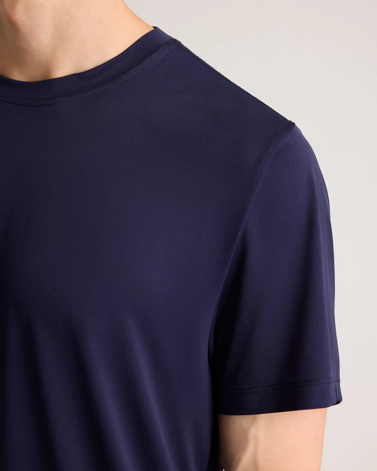 Ultra-Light Performance Tee - US 2574