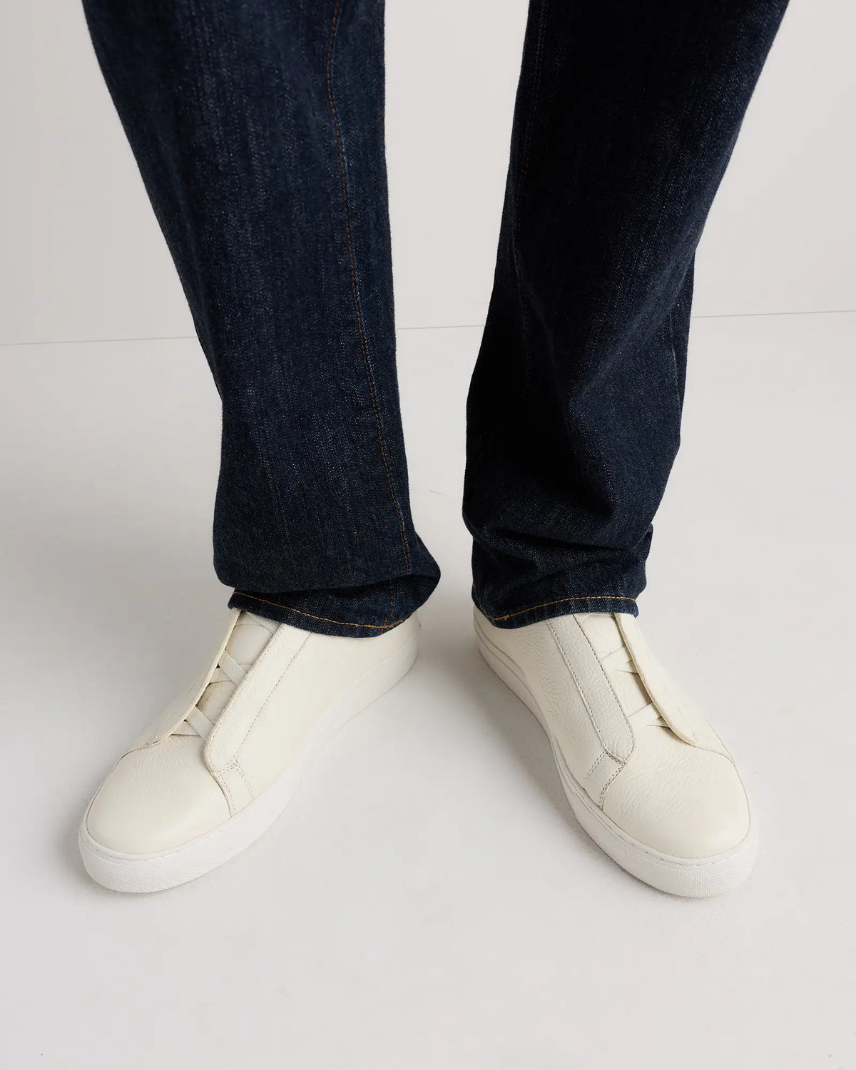 Deerskin Tailored Sneaker - US 6392