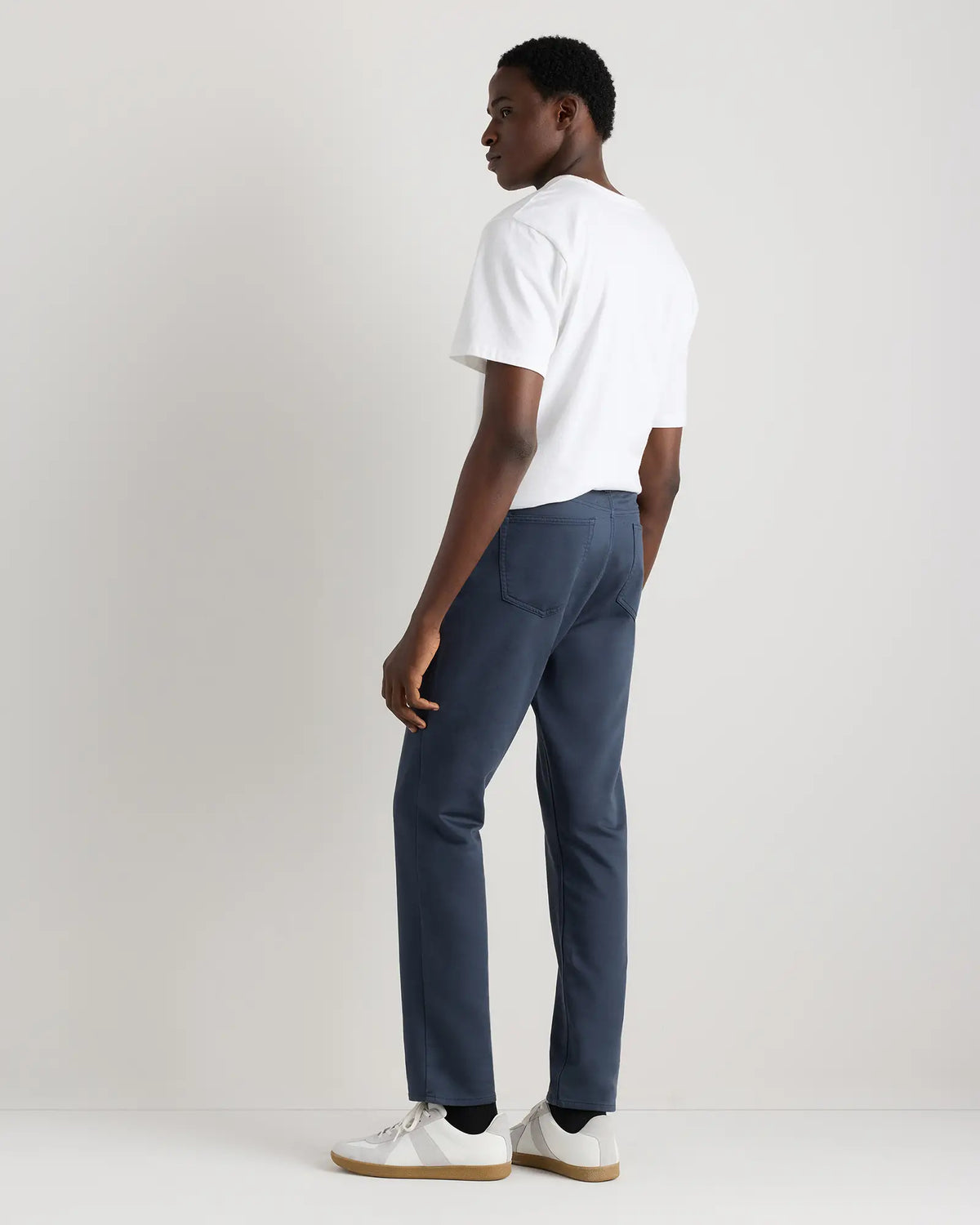 Comfort Stretch Traveler 5-Pocket Pants - Athletic Tapered - US 4540