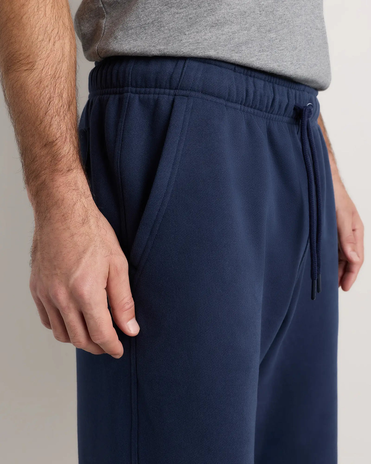 Everyday Fleece Straight Leg Sweatpants - US 2255