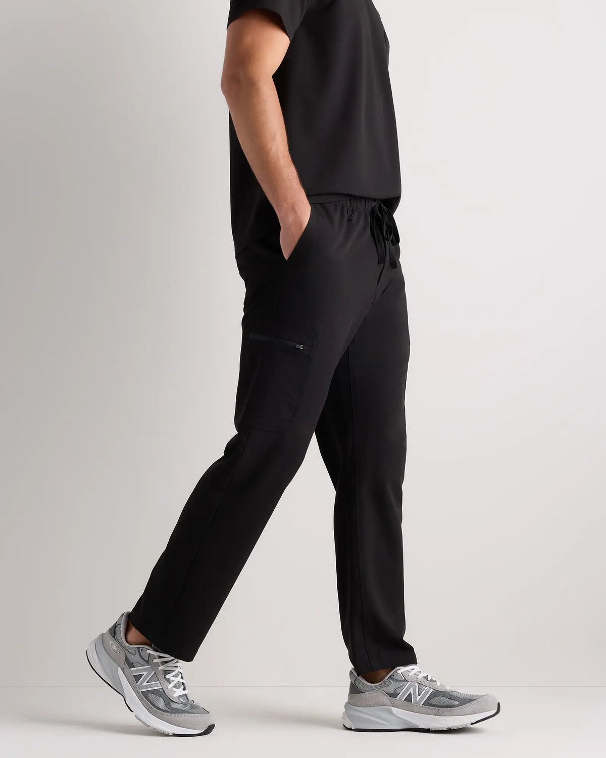 AeraFlex Scrub Cargo Pants - US 7570