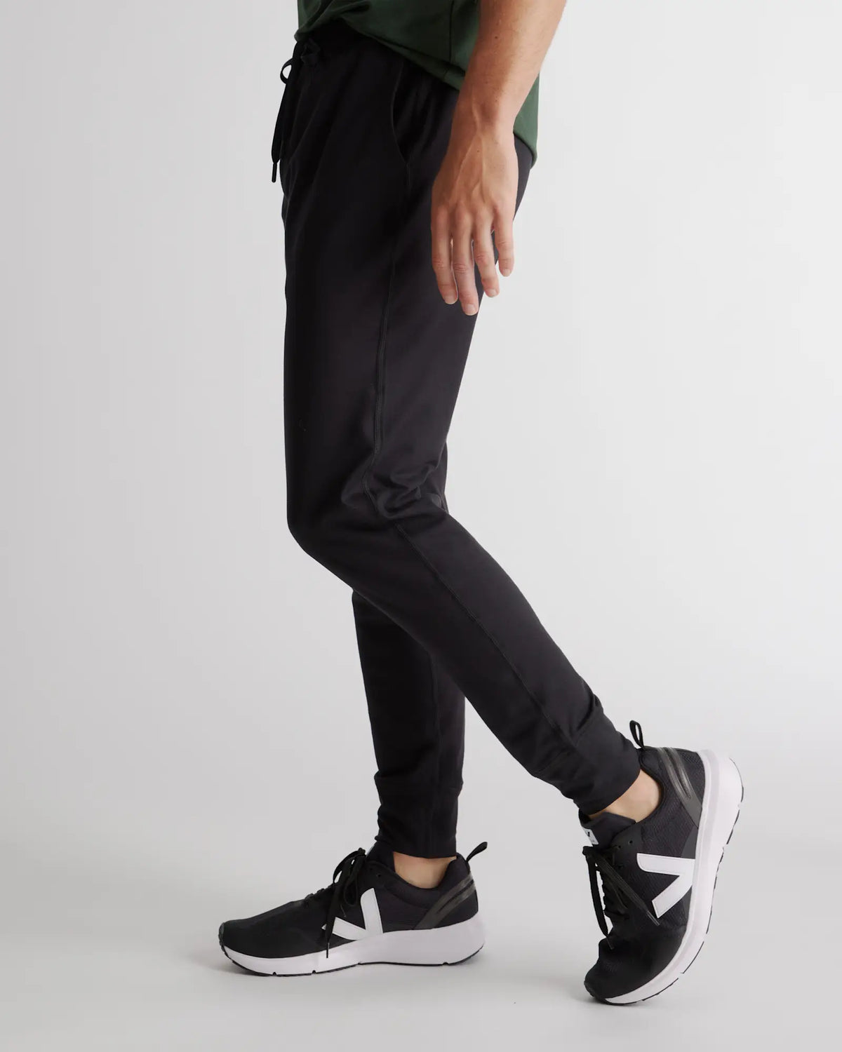 Flowknit Performance Joggers - US 3752