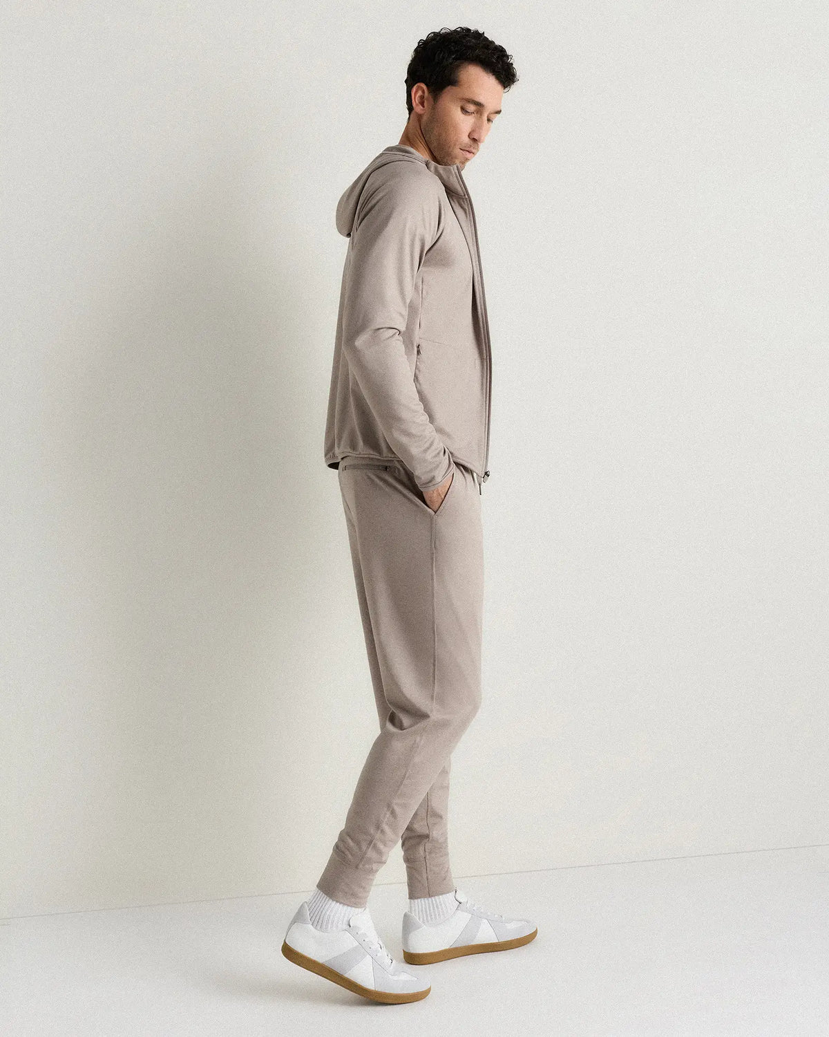 Flowknit Performance Joggers - US 2263