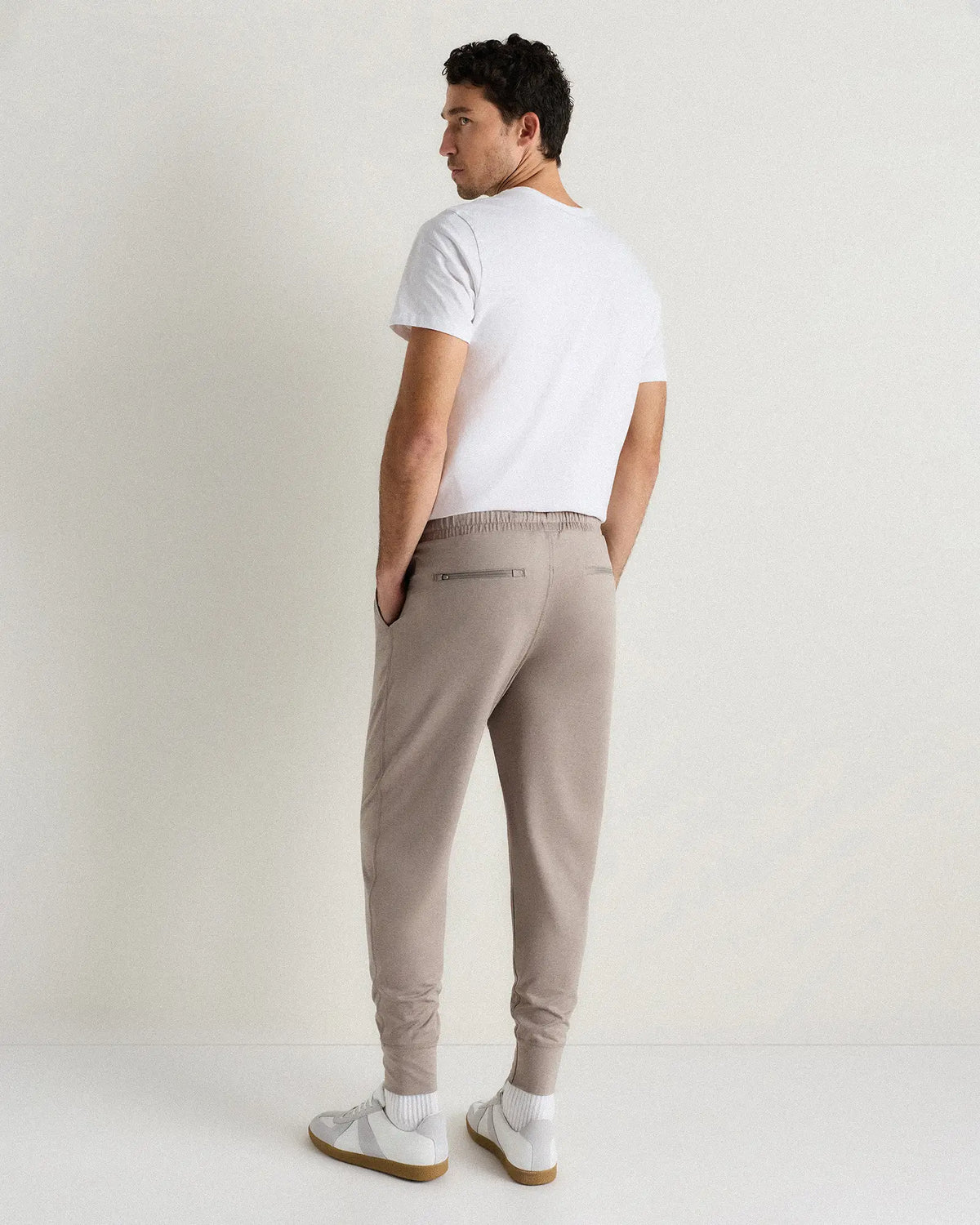 Flowknit Performance Joggers - US 2263