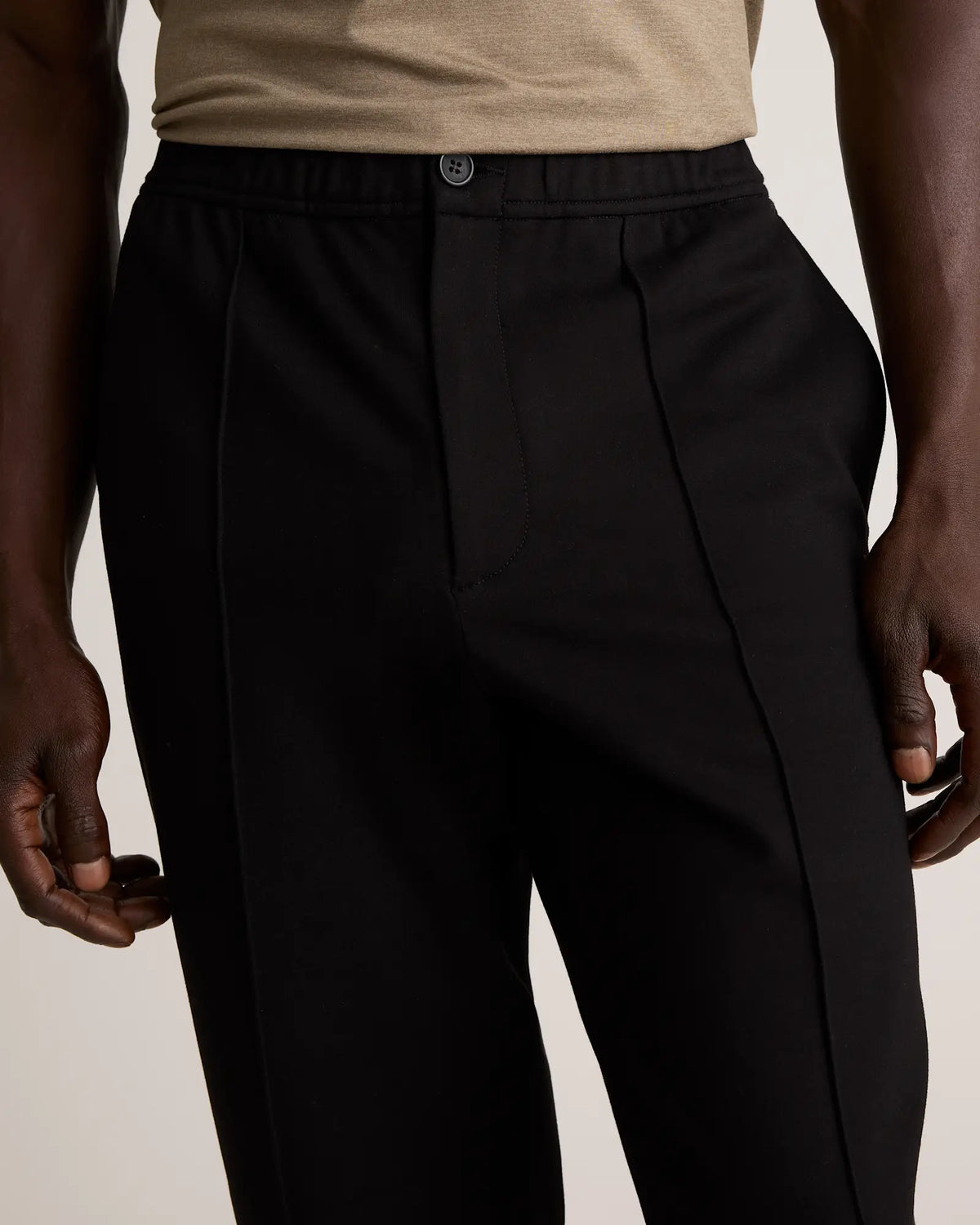 Stretch Knit Pintuck Trousers - US 6713