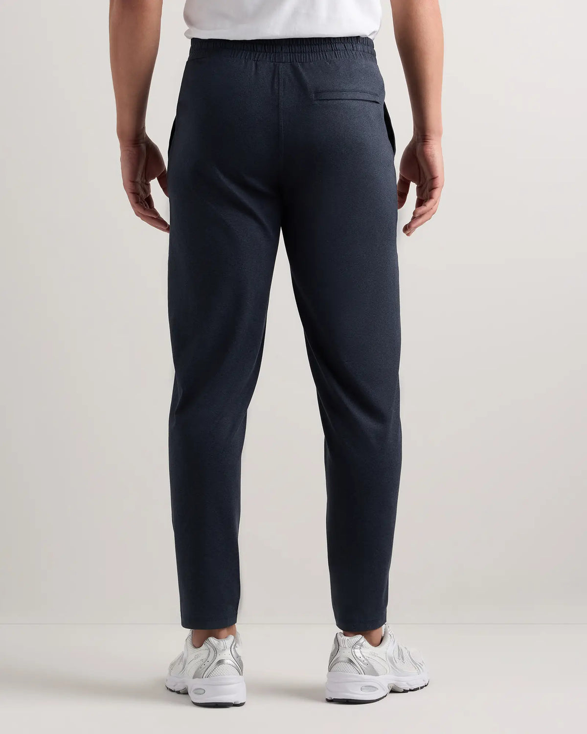 Flowknit Performance Pants - US 8877