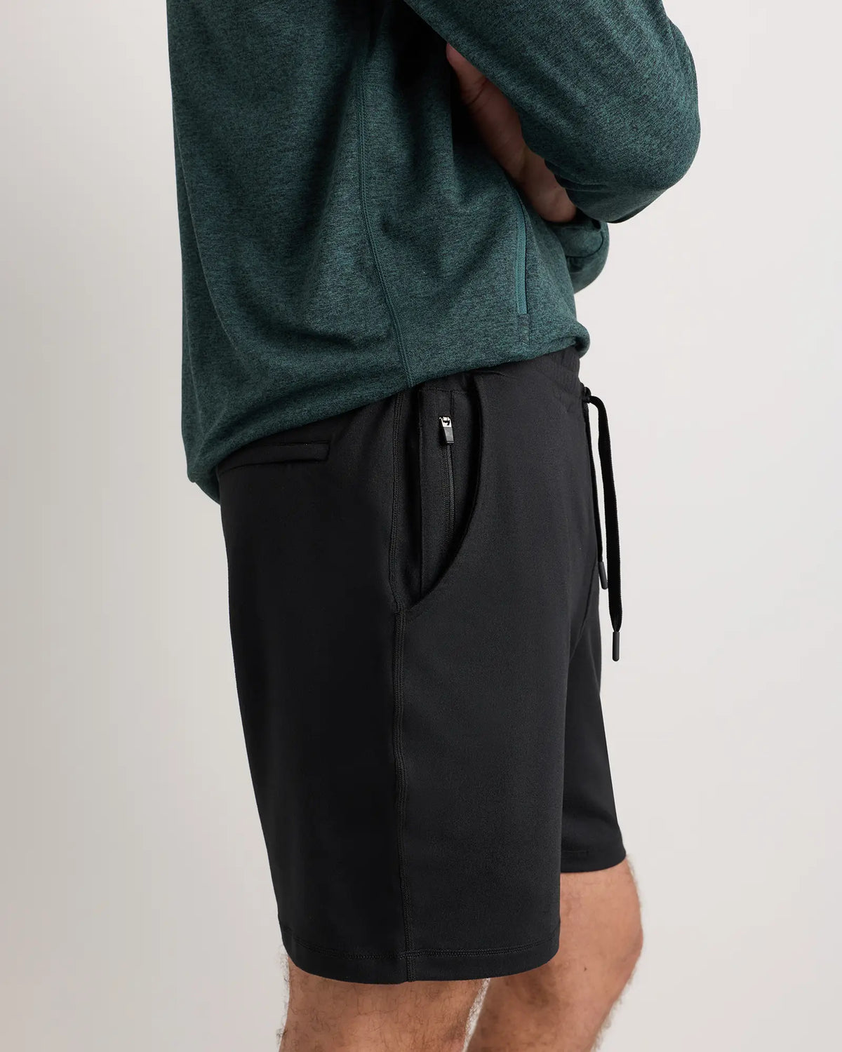 Flowknit Performance Shorts - 7.5" - US 8789