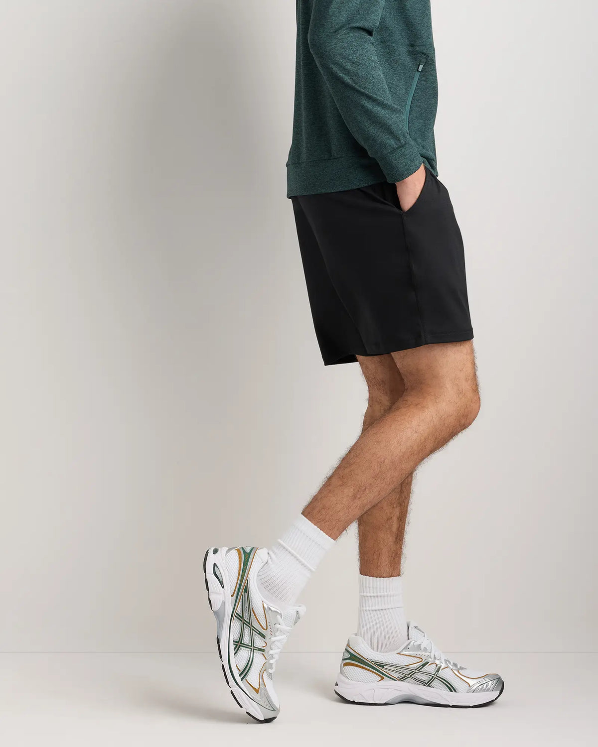 Flowknit Performance Shorts - 7.5" - US 8789