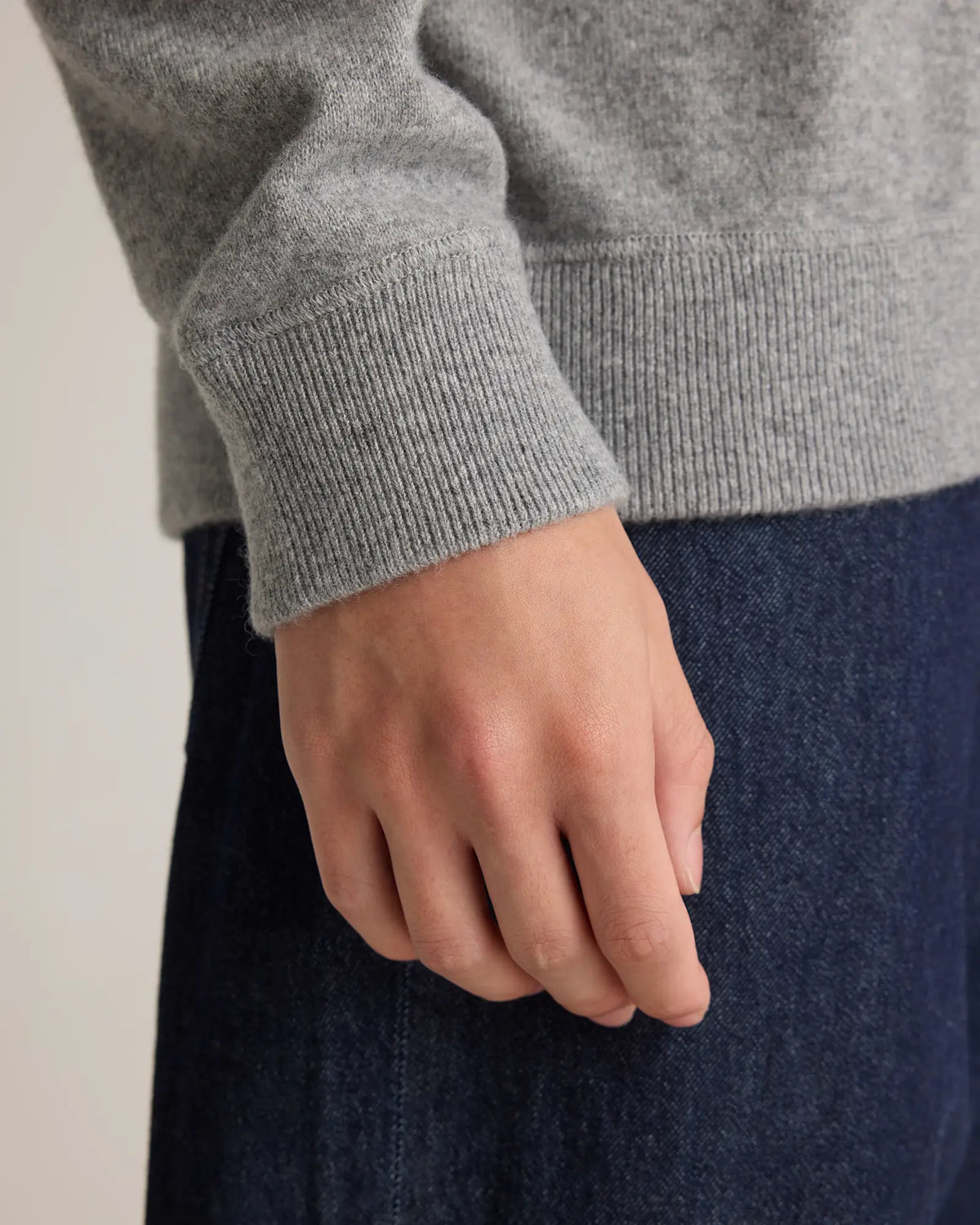 Mongolian Cashmere Sweatshirt - US 3953