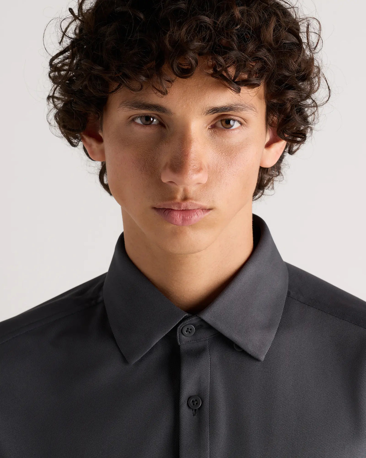 Commuter Stretch Pique Short Sleeve Button Down - US 1853