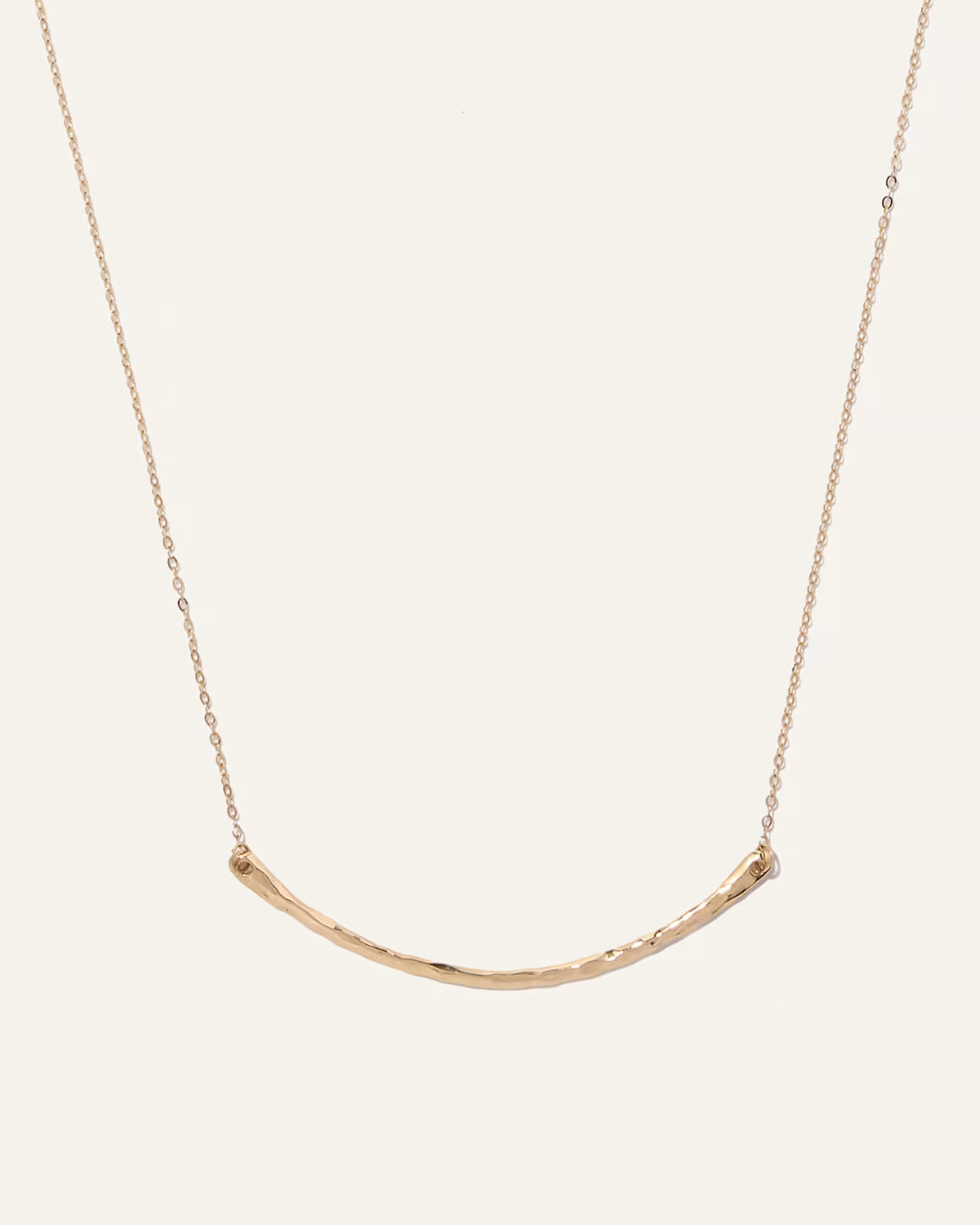 14K Gold Hammered Curve Necklace - US 6147