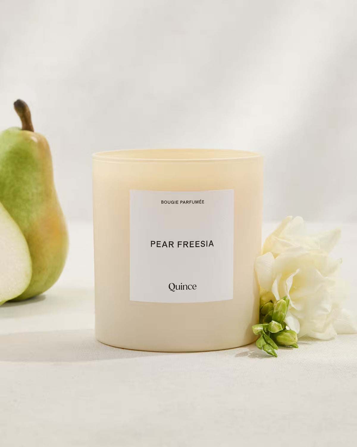 Pear Freesia Candle - US 7909