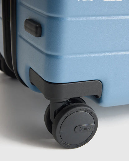 Expandable Medium Check-In Suitcase - US 1434