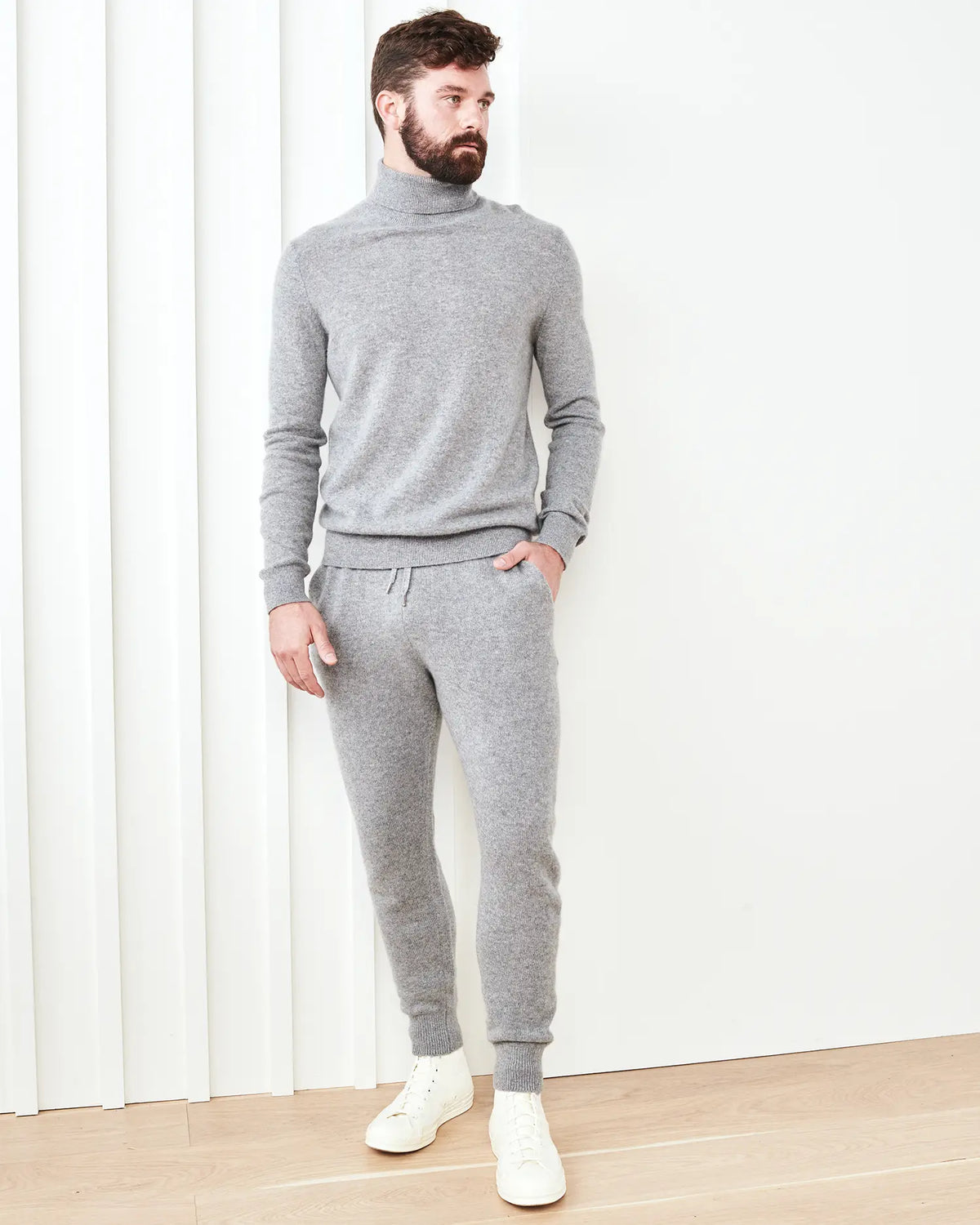 Mongolian Cashmere Jogger - US 4487